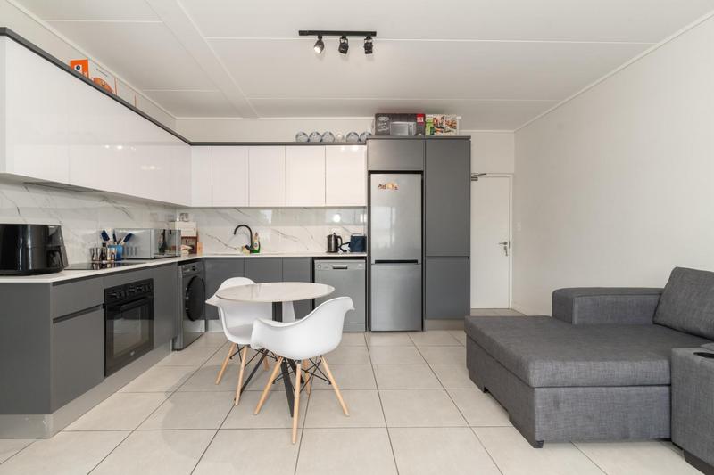 2 Bedroom Property for Sale in The Huntsman Western Cape